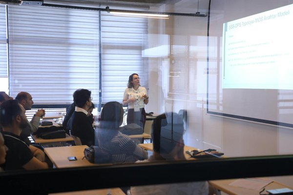 Van paris : révolution du transport haut de gamme et mobilité sur mesure